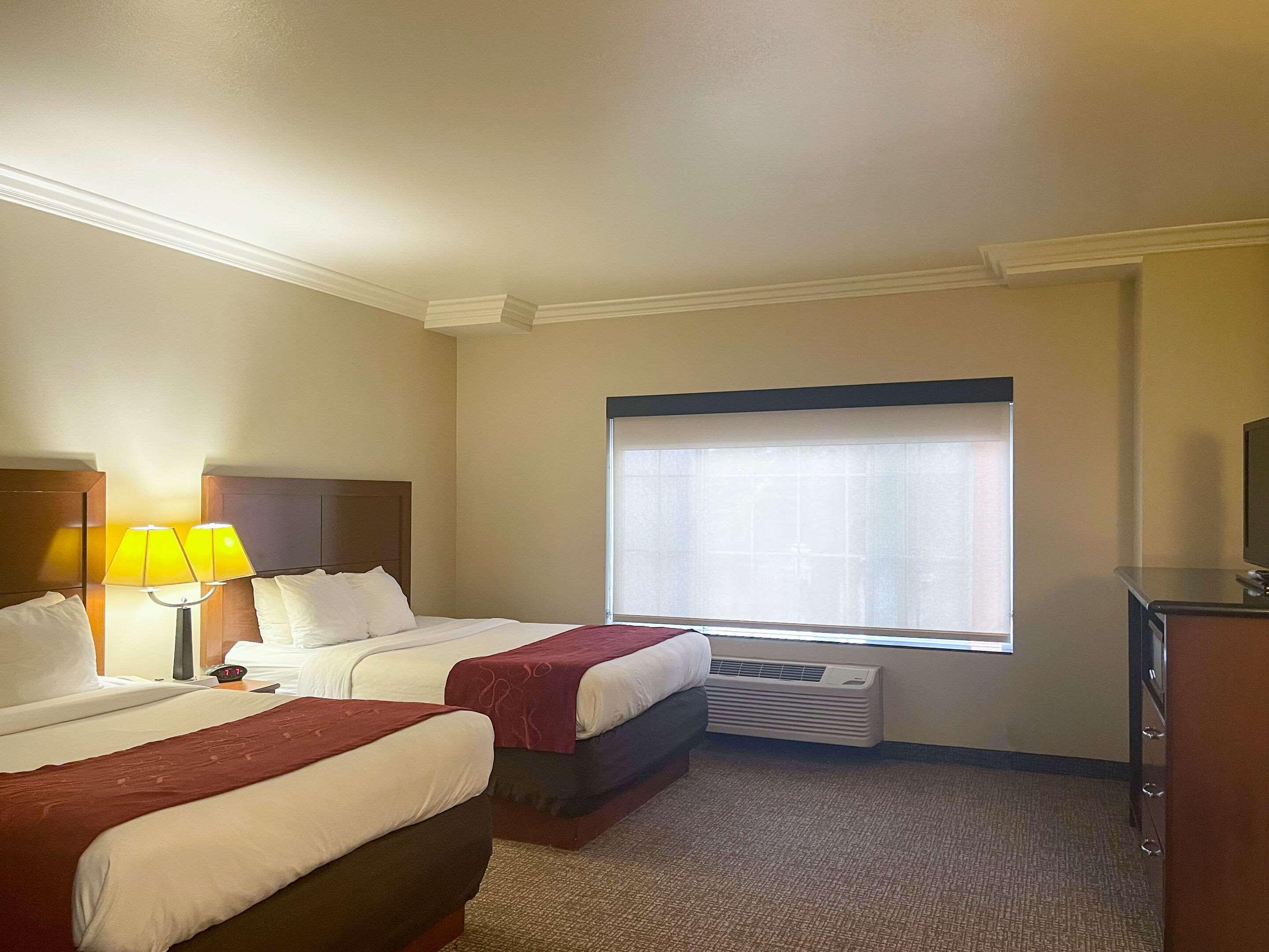 คอมฟอร์ต สวีท โอเชียนไซด์ แคมป์ เพนเดิลตัน แอเรีย Hotel ภายนอก รูปภาพ