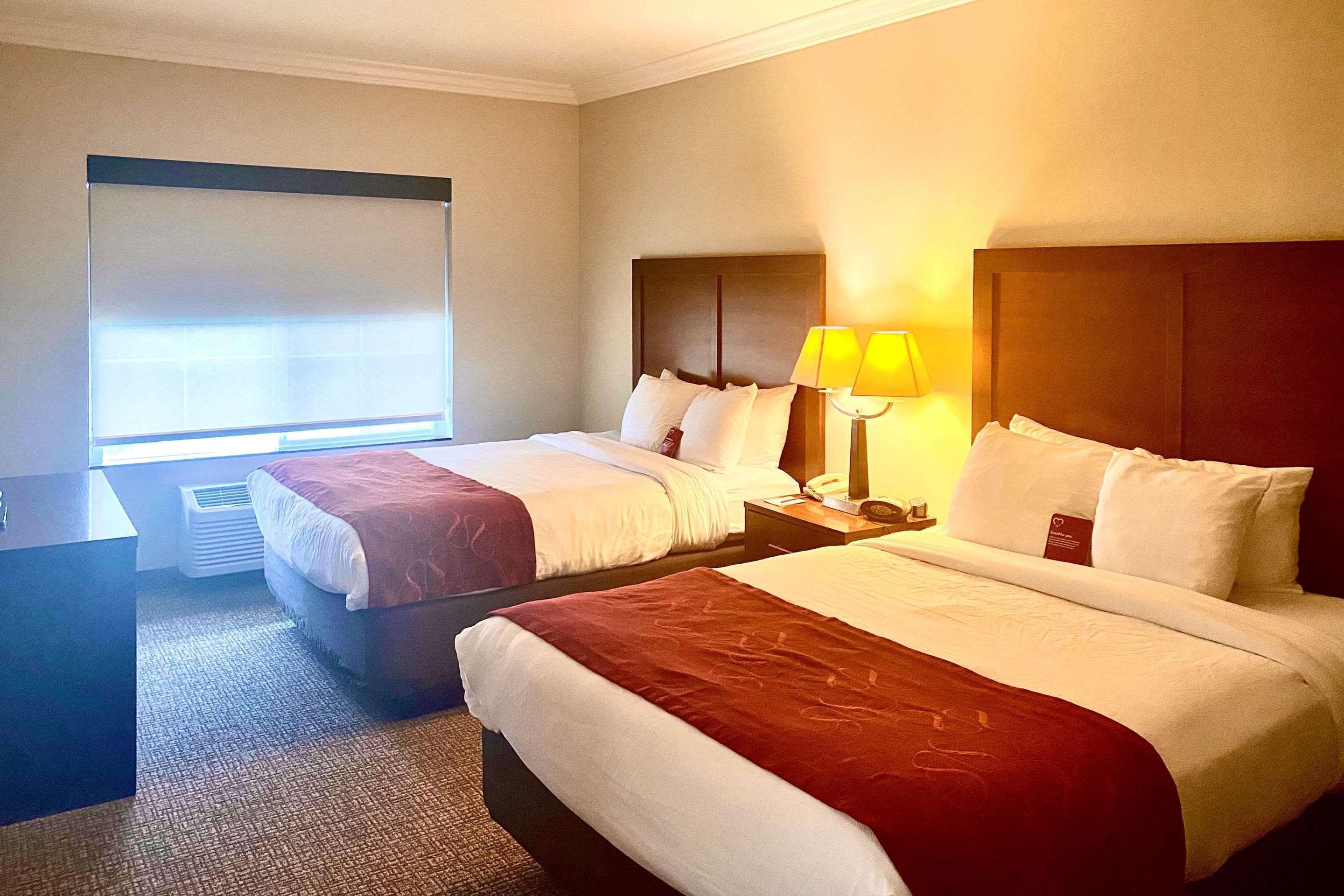 คอมฟอร์ต สวีท โอเชียนไซด์ แคมป์ เพนเดิลตัน แอเรีย Hotel ภายนอก รูปภาพ