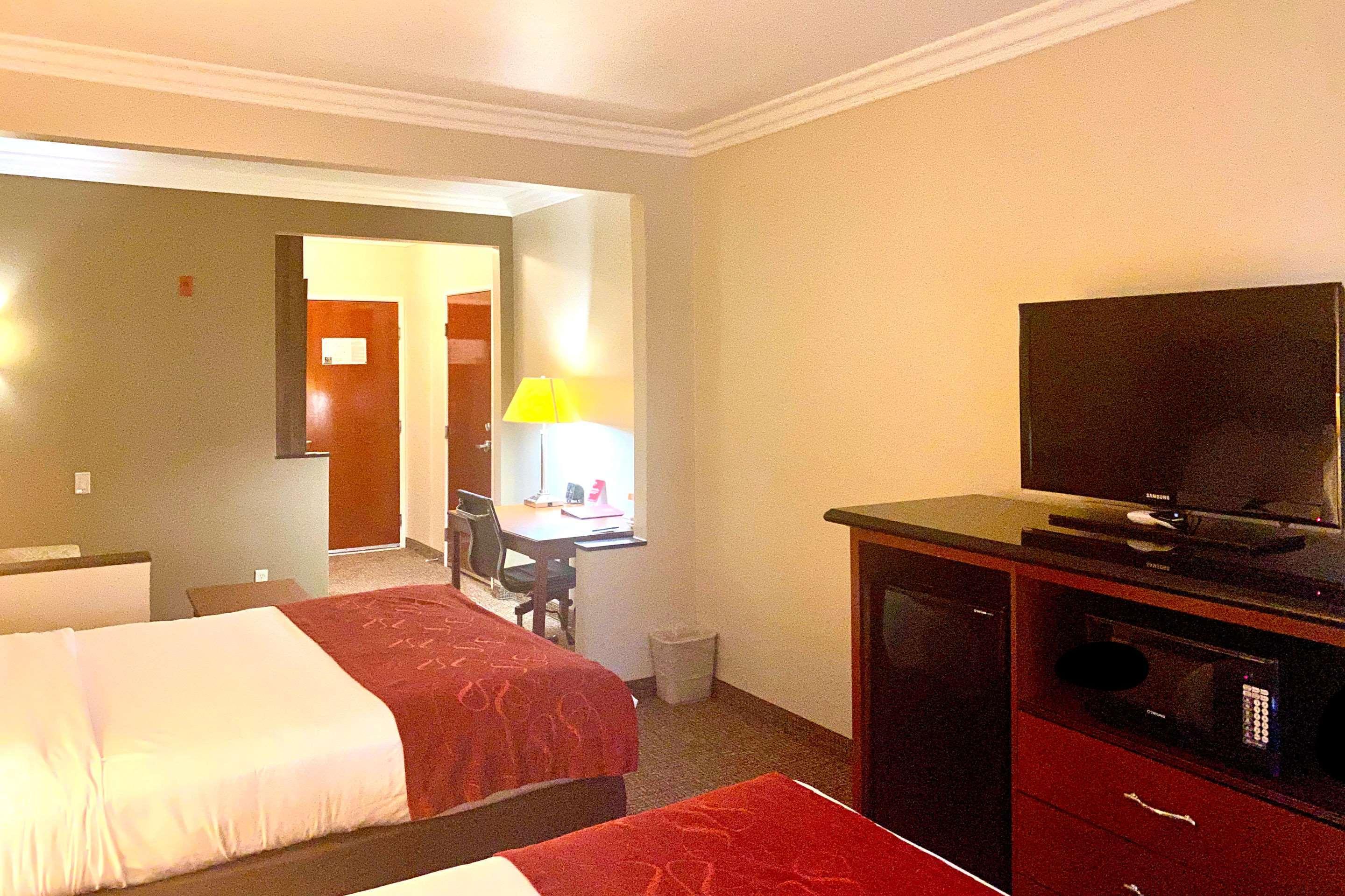 คอมฟอร์ต สวีท โอเชียนไซด์ แคมป์ เพนเดิลตัน แอเรีย Hotel ภายนอก รูปภาพ