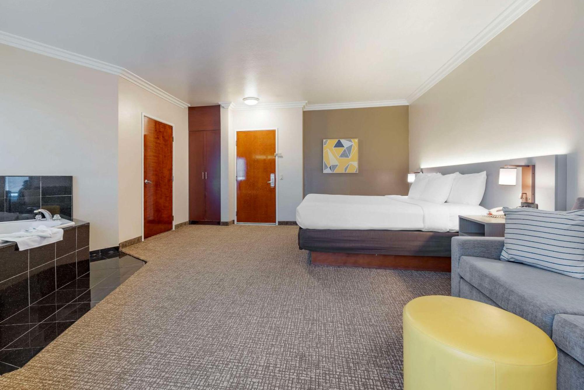 คอมฟอร์ต สวีท โอเชียนไซด์ แคมป์ เพนเดิลตัน แอเรีย Hotel ภายนอก รูปภาพ