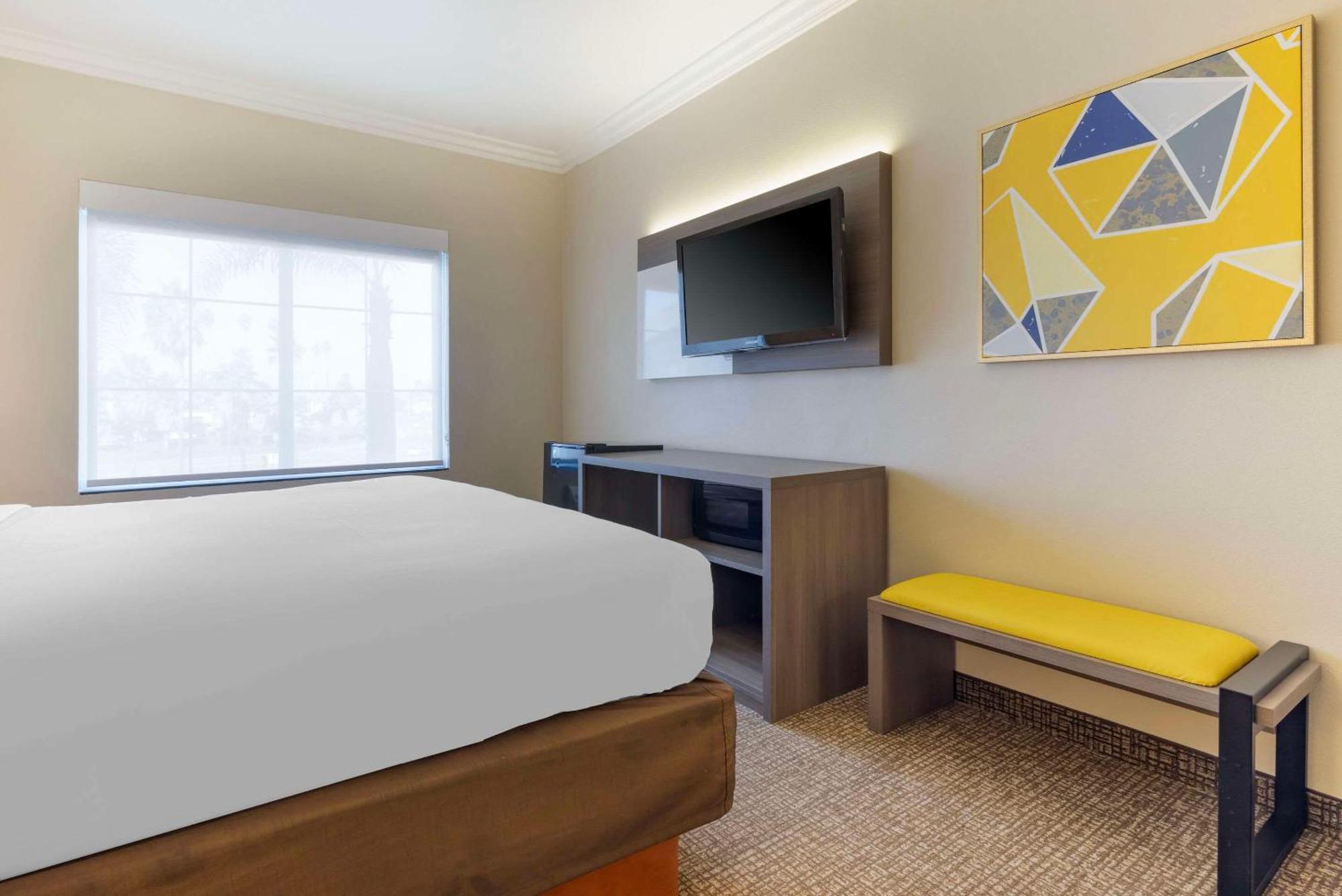 คอมฟอร์ต สวีท โอเชียนไซด์ แคมป์ เพนเดิลตัน แอเรีย Hotel ภายนอก รูปภาพ